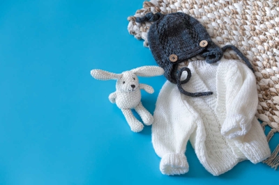 Как да изберем подходящи дрехи за новородено през зимата?