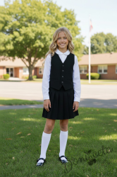 Комплект от 3 части пола плисе до коляното в черно, бяла изчистена риза и елече в черно, подходящ и за ученическа униформа