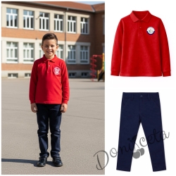 Комплект от 2 части за момче- червена блуза с яка и лого, съчетана с панталон в тъмносиньо, подходящ и за ученическа униформа