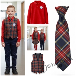 Комплект за момче от 4 части-блуза с яка и лого, панталон в тъмносиньо, елек с лого и вратовръзка в карирано червено, подходящ и за ученическа униформа