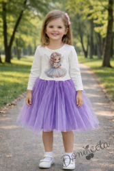 Детска ежедневна рокля с дълъг ръкав в екрю и лилаво с къдрички на рамената и щампа на фея 