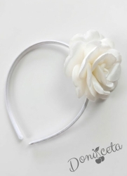 Ръчно изработена диадема с тюл в екрю с цвете 