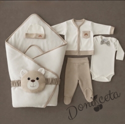 Луксозен бебешки комплект за изписване за момче в бежово и екрю с мече