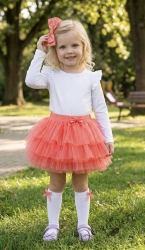 Комплект от 2 части-детска туту пола пачка в коралов цвят блузка с дълъг ръкав в бяло с къдрички на рамената 