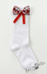 Ръчно изработени чорапи с фолклкорни/етно мотиви в бяло и червено