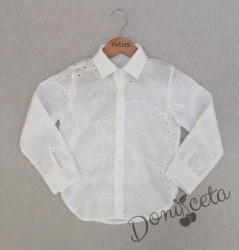 Детска бяла риза за момиче с дълъг ръкав и нежна бродерия