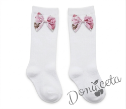 Детски чорапи в бяло до коляното с панделки в розово