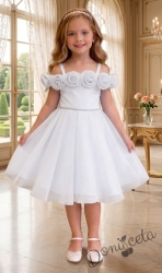 Къса официална детска рокля Вяра с деколте декорирано с обемни 3D рози в бяло