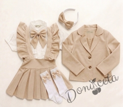 Комплект от 6 части сукман от трико Гери, сако в бежово, ризка в бяло с къс ръкав, чорапи с панделки, панделка в бежово за ризка и диадема