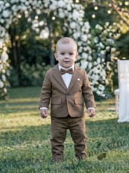 Летен бебешки тънък костюм от 4 части за момче-сако в кафяво, боди-риза в бяло и панталон в кафяво и папийонка