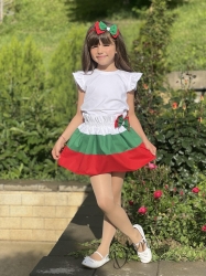 Комплект за момиче от детска пола в бяло, зелено и червено с панделка и блуза в бяло 