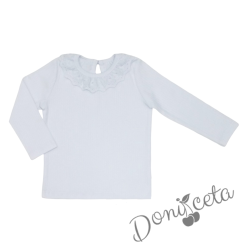 Детска блуза с дълъг ръкав в бяло с дантела 1