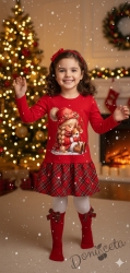 Детска коледна рокля с дълъг ръкав в червено с  каре в долната част и момиченце