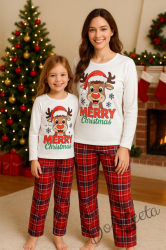 Детска или дамска  коледна пижама в бяло с весело еленче и надпис Весела Коледа