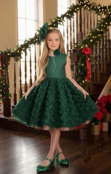 Официална коледна детска рокля в зелено с 3D цветя, аксесоар за врат и фиба с цвете