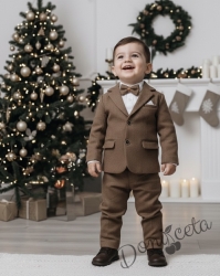 Спортно-елегантен официален плътен косюм за момче в кафяво от 4 части - сако, панталон, риза в бяло и папийонка
