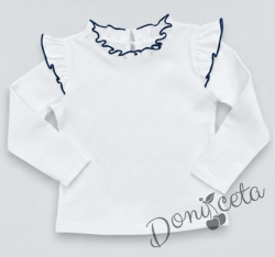 Блуза за момиче в бяло с къдрички и кант в тъмносиньо