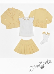Комплект от пола Гери и сако в жълто, тениска в бяло с къс ръкав обкрайчена с жълто и чорапи с панделка