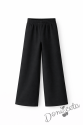 Спортно ватирано долнище за момиче в черно, подходящо е и за ученическа униформа 