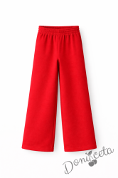 Спортно неватирано долнище за момиче в червено, подходящо е и за ученическа униформа 