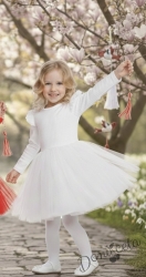 Детска бяла рокля с дълъг ръкав от трико рипс с къдрички на рамената и тюл Оливия