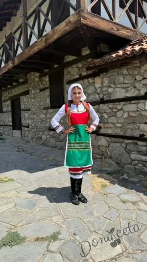 Забрадка кърпа за коса в бяло с цветя в червено към народна носия8