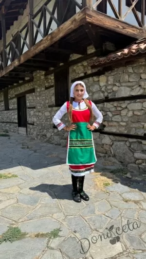 Забрадка кърпа за коса в бяло с цветя в червено към народна носия11