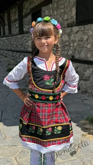 Дамска или детска народна носия за момиче 60 - сукман с каре в червено, колан в черно с фолклорни/етно мотиви и 3/4 ръкав6