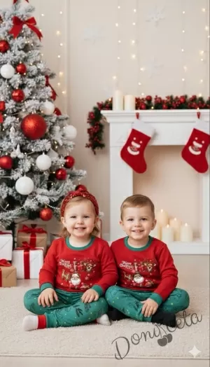 Коледен бебешки/детски комплект от блуза в червено и панталонки в зелено с коледни мотиви