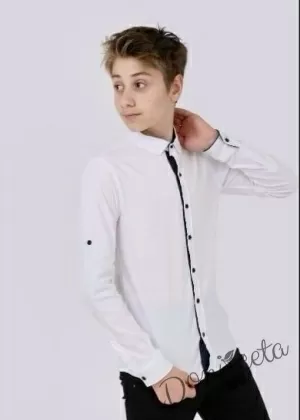 Детска риза в бяло с дълъг ръкав за момче с копчета в тъмносиньо