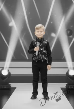 Елек за момче в черно и бяло с ноти и с папийонка в черно