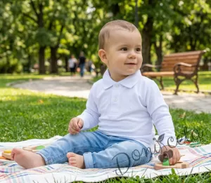 Бебешка блуза с дълъг ръкав за момче в бяло с яка