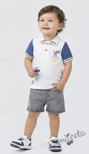 Летен комплект за момче от бяла тениска с яка с щампа с палма  и къси дънкови панталони