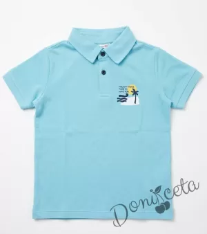 Детска блуза  за момче с къс ръкав и яка в светлосиньо с щампа