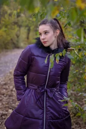 Зимно детско яке в тъмнолилаво с качулка с еко косъм