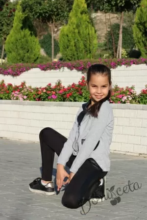Сако в сиво и клин с кожа в черно за момиче