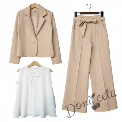 Комплект за момиче от 3 части - сако Ким, разкроен панталон с висока талия и коланче в бежово и блуза без ръкав с панделка