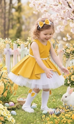 Детска памучна рокля Надежда в жълто с тюл в бяло отпред