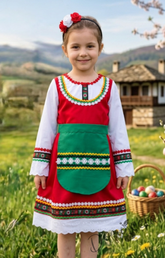 Дамска или детска народна носия 24-сукман и престилка в зелено с фолклорни/етно мотиви 