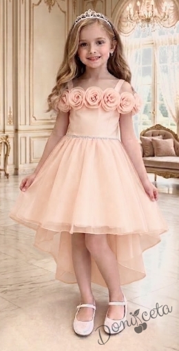 Официална детска рокля Вяра с деколте декорирано с обемни 3D рози в прасковено