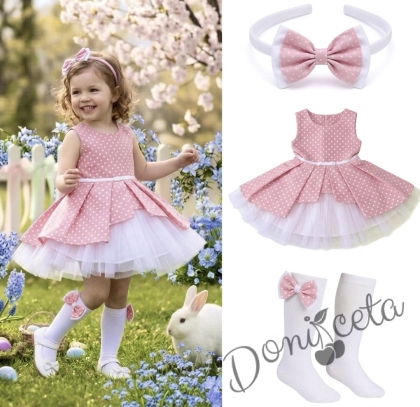 Комплект от 3 части- детска памучна рокля Надежда в розово на точки с тюл, диадема за коса в синьо и чорапки в бяло с панделки