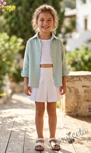 Комплект за момиче от 3 части - риза с дълъг ръкав в тюркоаз , бял топ и къси панталонки с висока талия в бяло