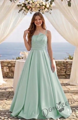 Дълга официална детска рокля Лара с асиметрично деколте в зелено