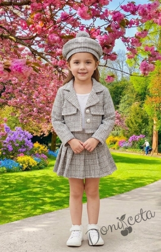 Комплект от 4 части- сако,  пола в бежово със сребриста нишка, потник в бяло и барета