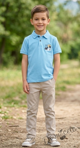 Детска блуза  за момче с къс ръкав и яка в светлосиньо с щампа