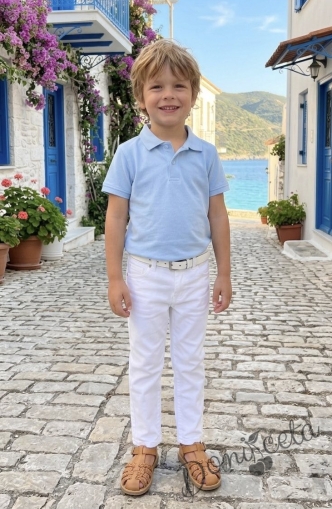 Комплект за момче от 2 части тениска с яка в светлосинъо и бял панталон