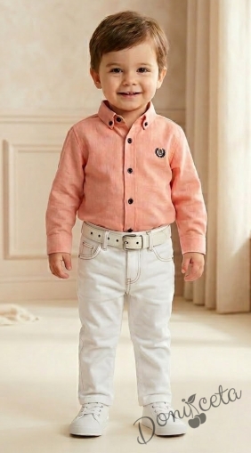 Комплект от детска риза с дълъг ръкав за момче в прасковено и бял панталон