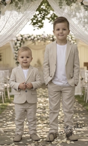 Спортно-елегантен комплект за момче от 3 части-тениска с къс ръкав в бяло, сако в бежово и панталон в бежово Бежина