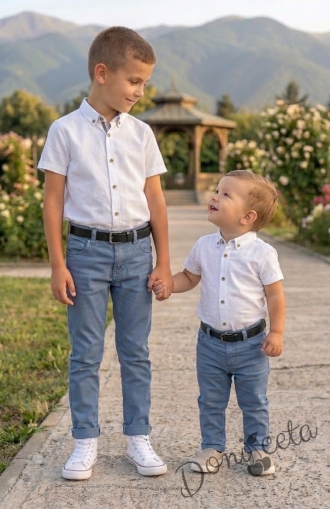 Спортно-елегантен панталон за момче със скрит джоб в синьо