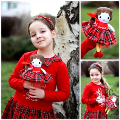 Комплект от ватирана детска рокля с каре с кукла.